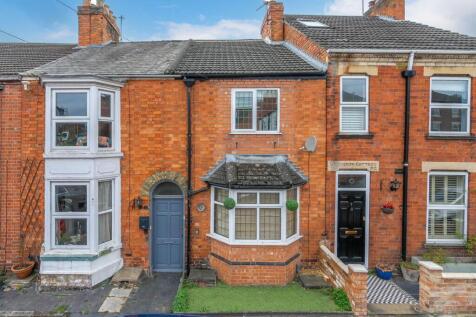 Albion Road, Grantham, Lincolnshire... 3 bed terraced house for sale