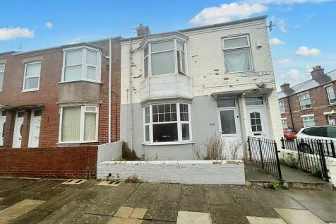 2 bedroom ground floor flat for sale