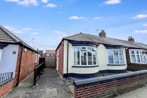2 bedroom semi-detached bungalow for sale