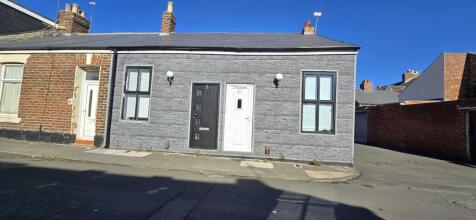 1 bedroom end of terrace house for sale