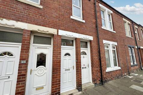 Northumberland Street, Wallsend, Tyne... 3 bed flat for sale