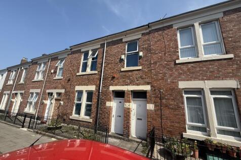 Tamworth Road, Arthurs Hill... 2 bed ground floor flat for sale