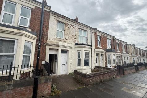 Clara Street, Benwell, Newcastle upon... 2 bed flat for sale