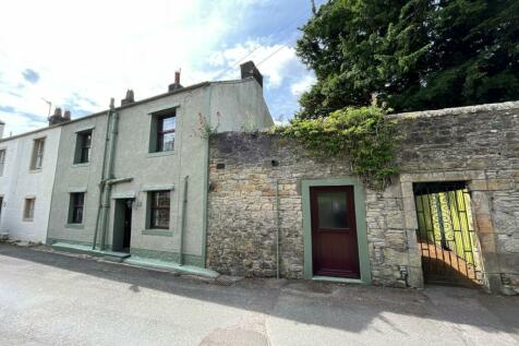 Main Street, Cockermouth CA13 2 bed end of terrace house for sale