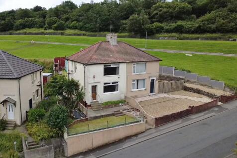 Woodhouse Road, Whitehaven CA28 2 bed semi