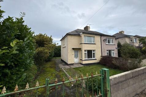 Holden Road, Workington CA14 3 bed semi