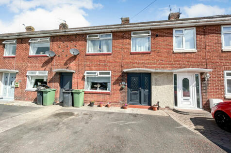 3 bedroom terraced house for sale