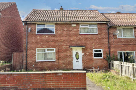 Trowbridge Way, Fawdon, Newcastle... 3 bed semi