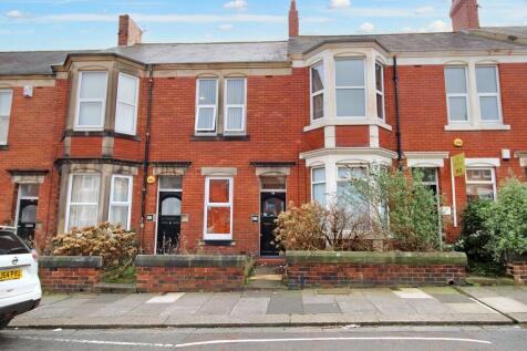 Sackville Road, Heaton, Newcastle... 3 bed flat for sale