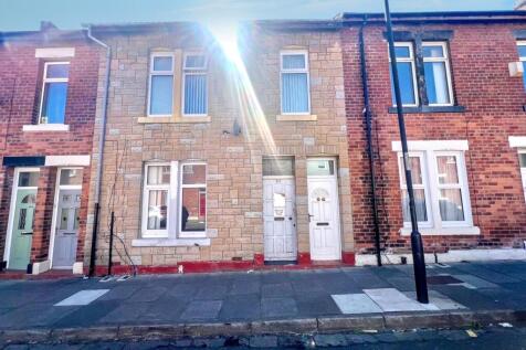 Elsdon Terrace, North Shields, Tyne... 3 bed apartment for sale
