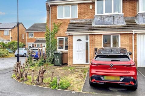 Rowntree Way, Royal Quays, North... 3 bed semi