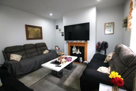 Denton Street, Bury, Greater Manchester 2 bed terraced house for sale