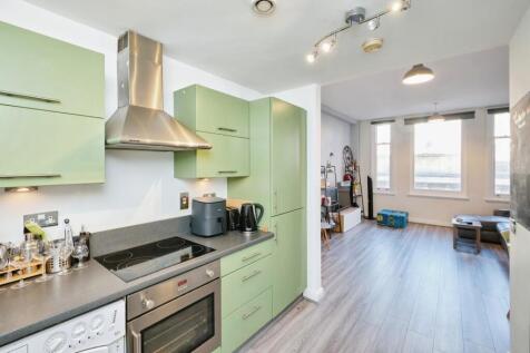 1 bedroom flat for sale
