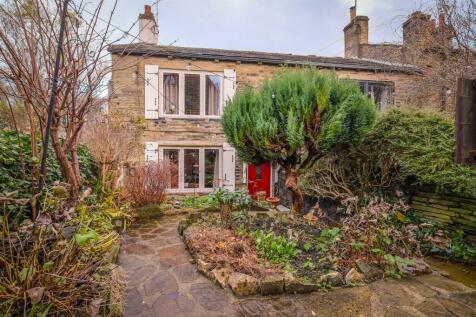 Raw Hill, Brighouse 2 bed character property for sale