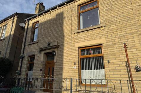 Anvil Street, Brighouse 2 bed terraced house for sale