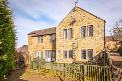 Lower Wyke Green, Wyke, Bradford 5 bed detached house for sale