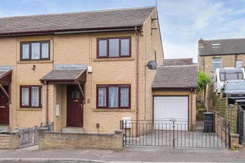 Brooke Street, Brighouse 3 bed end of terrace house for sale