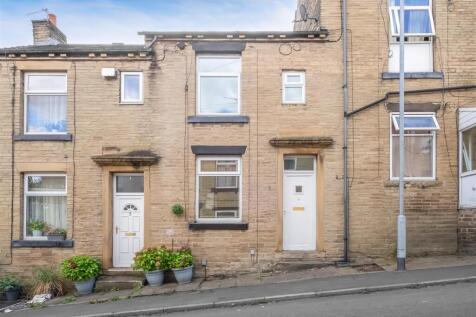 Thomas Street, Brighouse 2 bed terraced house for sale