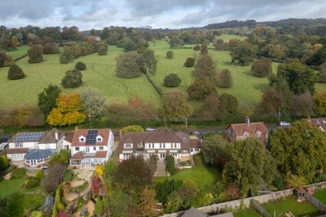 7 bedroom detached house for sale