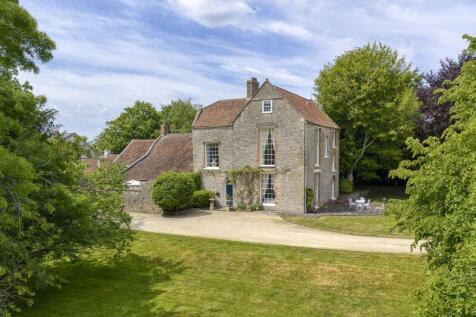 6 bedroom village house for sale