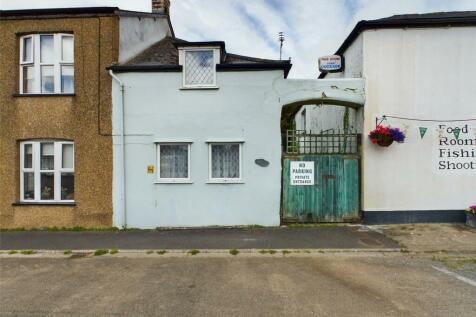 2 bedroom semi-detached house for sale