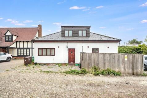 4 bedroom detached bungalow for sale