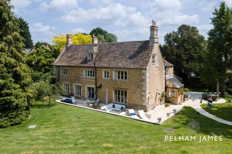 Bull Brigg Lane, Whitwell, LE15 8 bed detached house for sale