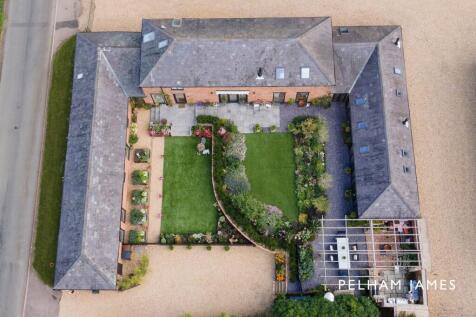 Stapleford Road, Leesthorpe, LE14 6 bed barn conversion for sale