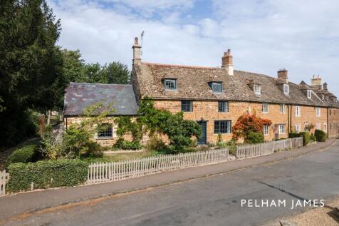 Chapel Street, Belton in Rutland, LE15 3 bed end of terrace house for sale