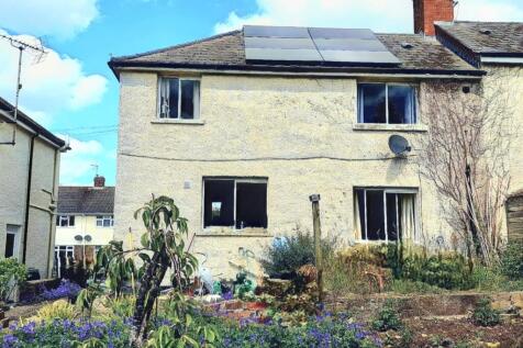 Bisley Old Road, Stroud 2 bed end of terrace house for sale