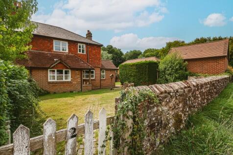 Andlers Ash Road, Liss, Hampshire, GU33 3 bed equestrian property for sale