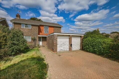 Middle Meadow, Liss, Hampshire, GU33 4 bed detached house for sale