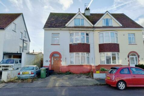 6 bedroom semi-detached house for sale