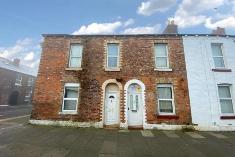 4 bedroom terraced house for sale