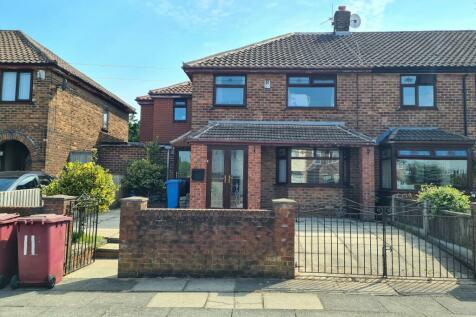 4 bedroom semi-detached house for sale