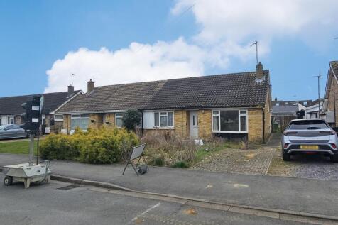2 bedroom bungalow for sale