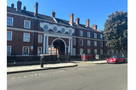 1 bedroom flat for sale