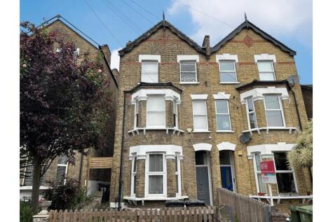 2 bedroom maisonette for sale