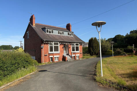 2 bedroom detached house for sale