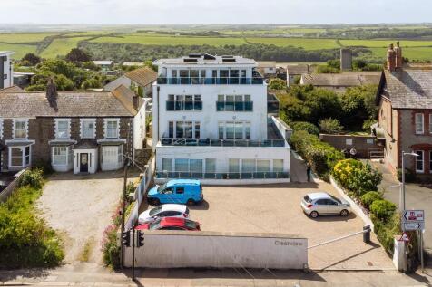Block of apartments for sale