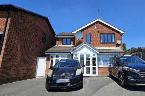 5 bedroom detached house for sale