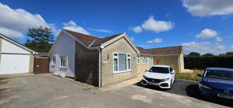 4 bedroom bungalow for sale
