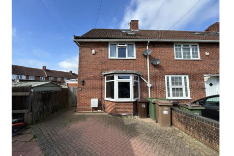 3 bedroom end of terrace house for sale