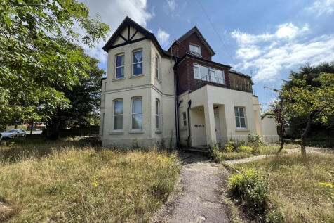7 bedroom block of apartments for sale