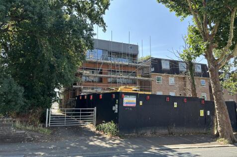 8 bedroom block of apartments for sale