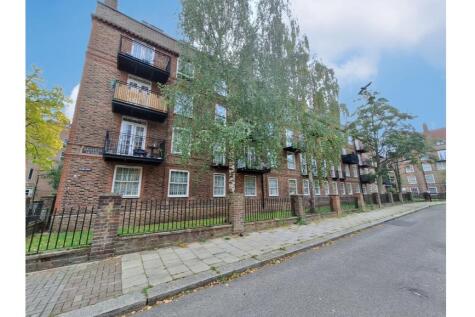 4 bedroom maisonette for sale