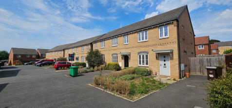 3 bedroom terraced house for sale