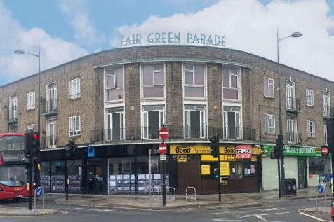 2 bedroom flat for sale