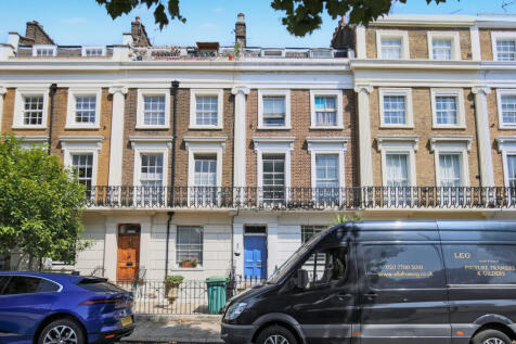 8 bedroom terraced house for sale