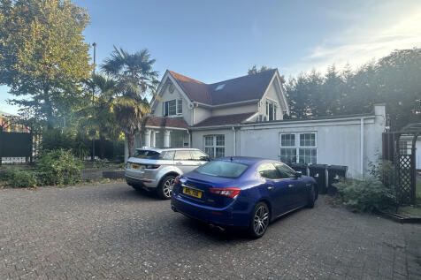 7 bedroom detached house for sale